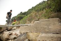 I Wouldn't Go In There – Shau Kei Wan, Hongkong: Gastgeber Robert Joe sammelt seine Gedanken auf dem Weg zum Museum für Küstenverteidigung. Das Museum für Küstenverteidigung war früher unter dem Namen Lei Yue Mun Fort bekannt. Es wurde vor mehr als 100 Jahren erbaut und war die gefährlichste Festungsanlage des Gebiets.