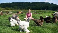Land und lecker – Gastgeberin Rita Meermeyer vom Wantüns Hof in Lichtenau-Atteln hat ihre Leidenschaft für außergewöhnliche Tierrassen zum Beruf gemacht.