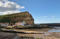 Leben an der Nordsee – Die Klippen von Staithes in North Yorkshire sind Millionen von Jahren alt.