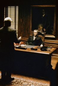 Der Pate 3 – Don Michael Corleone (Al Pacino, r.)