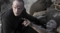 Priest – Priest (Paul Bettany, l.)