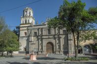 Stadt Land Kunst – Wer dem lärmenden Treiben von Mexiko-Stadt für eine Weile entgehen will, sollte einen Ausflug in den südlichen Stadtbezirk Coyoacán machen – ein ehemaliges Dorf, das inzwischen von der Millionenmetropole geschluckt wurde.