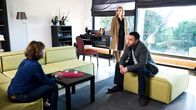 Candice Renoir – Candice Renoir (Cécile Bois) und Antoine Dumas (Raphaël Lenglet)