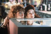 Tödliche Gedanken – Lug und Trug: Joyce (Glenne Headly, l.) und Cynthia (Demi Moore, r.) versuchen, einen Mord zu vertuschen ...