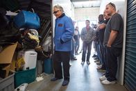 Storage Wars - Die Geschäftemacher – Barry (l.)