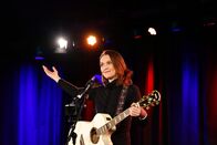 Kabarett am Freitag – Liza Kos