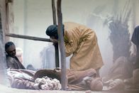 Schlafende Riesen - Die Macht der Vulkane – Eine unbekannte Seuche entvölkert im 6. Jahrhundert Konstantinopel. Hat ein Vulkanausbruch etwas damit zu tun?