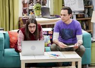 The Big Bang Theory – Mayim Bialik (Amy Farrah Fowler), Jim Parsons (Sheldon Cooper).