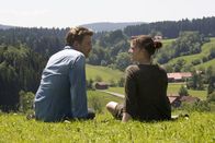Der Geruch von Erde – Langsam entdecken Ellen (Maria Simon) und Felix (Sebastian Bezzel) alte Gefühle neu.