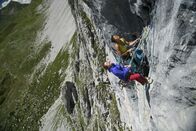 Bergwelten – L-r: Barbara Zangerl und Nina Caprez am Weg auf die 4te Kirchlispitze über die Route "Unendliche Geschichte 8b+".