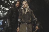 Der Herr der Ringe: Die zwei Türme – L-R: Aragorn (Viggo Mortensen) und Legolas (Orlando Bloom)