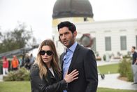 Lucifer – Chloe (Lauren German, l.); Lucifer (Tom Ellis, r.)
