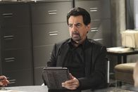 Criminal Minds – Für Rossi (Joe Mantegna) und seine Kollegen beginnt ein Wettlauf mit der Zeit, als in Johnson County eine Stripperin entführt wird ...