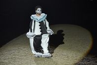 Baskets – Um seinem Traum, ein angesehener Clown zu werden, einen Schritt näher zu kommen, will Chip Baskets (Zach Galifianakis) die renommierte Clownschule in Paris besuchen, doch dass man dort französisch sprechen muss, hat er nicht bedacht ...