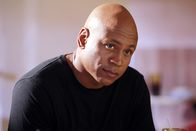 Navy CIS: L.A. – Ermittelt undercover, um einen neuen Fall zu lösen: Sam (LL Cool J) ...
