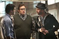 Scorpion – Können Walter (Elyes Gabel, l.), Sylvester (Ari Stidham, M.) und Toby (Eddie Keye Thomas, r.) drei Gefängnisausbrecher wieder dingfest machen?