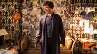 Sherlock – Sherlock (Benedict Cumberbatch) versucht den schmerzhaften Verlust seines Freundes Dr. John Watson selbstzerstörerisch mit Drogen zu betäuben. Im Rausch erscheint ihm eine Klientin, die den Detektiv mit einem ungewöhnlichen Auftrag aufsucht: Sie ist sich sicher, dass ihr Vater einen Mord begangen hat, und möchte nun wissen, wer das Opfer war.
