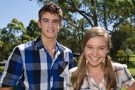Emmas Chatroom – Zu Hause in Australien trifft Ally (Marny Kennedy) einen unerwarteten Gast (Luke Erceg).