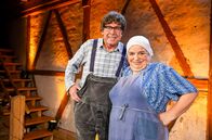 Comedy Scheune – v.l.n.r: Franz Auber und Hillu Stoll (Hillu’s Herzdropfa)