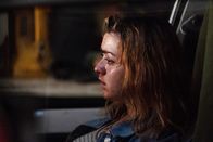 The Owners – Mary (Maisie Williams) kann nicht begreifen, in welchen Alptraum sie hineingeraten ist.