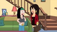 American Dad! – Hayley, l.; Gwen, r.
