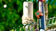 Marktcheck checkt ... – Wie hat es Gardena geschafft, zu "der" Gartenmarke zu werden? Und wie gut ist die Qualität der Produkte tatsächlich? Gardena ist der Erfinder des Wechselstielsystems.