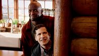 Brooklyn Nine-Nine – Terry Jeffords (Terry Crews, oben); Jake Peralta (Andy Samberg, unten)