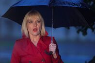 Agatha Raisin – Agatha Raisin (2016)