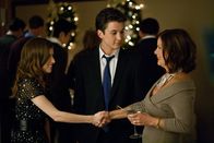 Get a Job – (v.l.n.r.) Jillian Stewart (Anna Kendrick); Will Davis (Miles Teller); Katherine Dunn (Marcia Gay Harden)