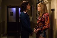 Bohemian Rhapsody – Freddie Mercury (Rami Malek, l.); Mary Austin (Lucy Boynton, r.)