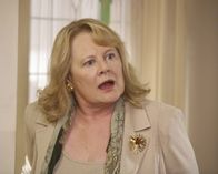 Desperate Housewives – Shirley Knight (Phyllis Van De Kamp).
