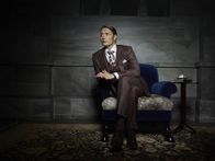 Hannibal – (2. Staffel) - Es ist nur eine Frage der Zeit, bis das FBI auf die grausamen Machenschaften von Hannibal (Mads Mikkelsen) aufmerksam wird - oder nicht?