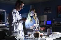 Navy CIS – L-R: Palmer (Brian Dietzen) und Bishop (Emily Wickersham)