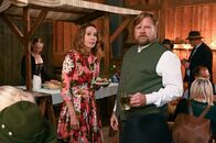 Die Maiwald – Bei der Feier zum Almabtrieb taucht ein unerwarteter Gast auf. Georg Maiwald (Michael A. Grimm) und seiner Schwester Dr. Johanna Maiwald (Doris Schretzmayer) schwant nichts Gutes.