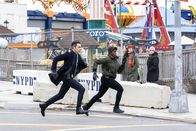 FBI: Special Crime Unit – Special Agent Stuart Scola (John Boyd, l.); Special Agent Tiffany Wallace (Katherine Renee Kane, r.)