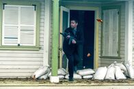 The Equalizer 2 – Robert McCall (Denzel Washington) muss das Haus verlassen, in dem er sich verschanzt hatte, um seine Gegner zu verfolgen.