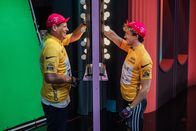 Neo Ragazzi – Ein überraschendes Zwillingspaar: Jan Ullrich und Maximilian Mundt bei einer ganz besonderen Aktion.