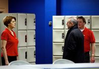 Tatort – Von links: Frau Seidel (Susanne Böwe), Kriminalhauptkommissar Frank Steier (Joachim Król), Seidel (Peter Kurth).