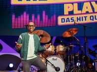 Let the music play - Das Hit Quiz – Amiaz Habtu