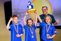 1, 2 oder 3 – Das Rateteam aus Braunschweig/Deutschland freut sich über den Sieg.