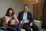 DOK – Martina Hingis mit Mann Harald Leemann und Tochter Lia