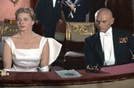 Anastasia – In der Oper wollen Anastasia aka Anna Koreff (Ingrid Bergman) und General Bounine (Yul Brynner) der Zarenmutter näherkommen.