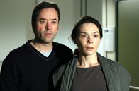 Die Entscheidung – Jan Josef Liefers (Michael Späth), Julia Stemberger (Maria Späth).