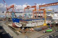Die größte Werft der Welt – Vor dreißig Jahren war die Stadt Ulsan ein unbedeutendes Fischerdorf. Heute ist die Stadt in Südkorea die Heimat der größten Werft der Welt. Auf einer Fläche von 1.300 Hektar werden "Giganten der Meere" hergestellt.