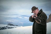 Schnee – Bruno Hofer (Karl Fischer) schreckt vor nichts zurück.