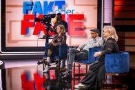 Fakt oder Fake – L-R: Katharina Straßer, Oliver Baier, Marianne Mendt.