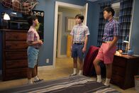 Fresh off the Boat – Ian Chen (Evan Huang), Forrest Wheeler (Emery Huang), Hudson Yang (Eddie Huang).