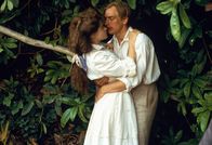 Zimmer mit Aussicht – L-R: Lucy Honeychurch (Helena Bonham Carter) und George Emerson (Julian Sands)
