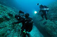 Wildes Japan - Land der tausend Inseln – Unterwasseraufnahmen auf dem Yonaguni-Denkmal.