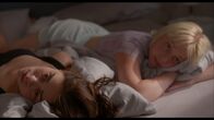 Urlaubsversuche – Lina (Linda Marie Roher) und Franka (Ronja Herberich) haben sich verlaufen.